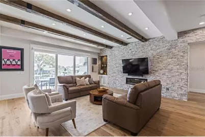 2060 Illinois Avenue NE, Saint Petersburg, FL 33703 - Photo 15