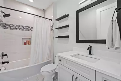 2060 Illinois Avenue NE, Saint Petersburg, FL 33703 - Photo 73