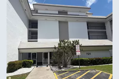 721 N Pine Island Road #401, Plantation, FL 33324 - Photo 1