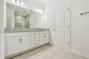 18135 Cherished Loop, Lakewood Ranch, FL 34211 - Photo 5