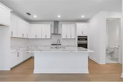 8115 Seaflower Parkway, Bradenton, FL 34210 - Photo 5