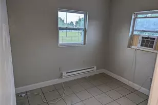 2000 Queensboro Ave S, Saint Petersburg, FL 33712 - Photo 15