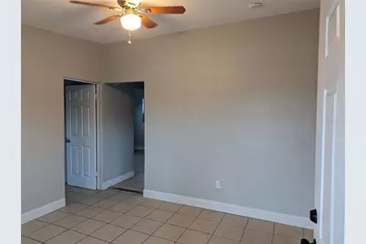 2000 Queensboro Avenue S #A, Saint Petersburg, FL 33712 - Photo 11