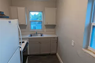 2000 Queensboro Ave S, Saint Petersburg, FL 33712 - Photo 19