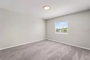 7533 Merchantville Cir, Zephyrhills, FL 33540 - Photo 13