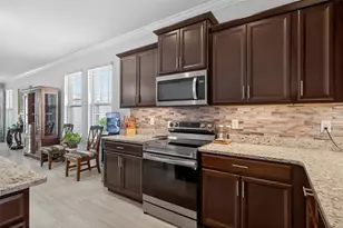 16933 Oakboro St, Winter Garden, FL 34787 - Photo 3