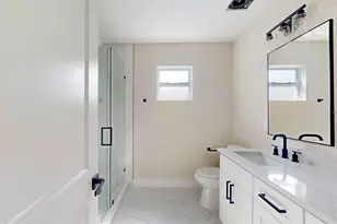5112 3rd Ave N, Saint Petersburg, FL 33710 - Photo 9
