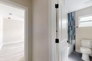 5112 3rd Ave N, Saint Petersburg, FL 33710 - Photo 17