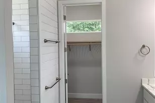 23466 Garrett Ave, Port Charlotte, FL 33954 - Photo 17