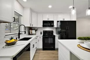 4614 Eagles Nest Rd, Fruitland Park, FL 34731 - Photo 7