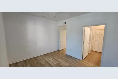 5581 Rosehill Road #104, Sarasota, FL 34233 - Photo 11