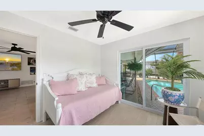 589 Commonwealth Lane, Sarasota, FL 34242 - Photo 21