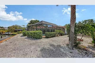 589 Commonwealth Lane, Sarasota, FL 34242 - Photo 35