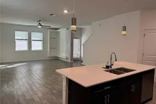 1660 Cross Prairie Pkwy, Kissimmee, FL 34744 - Photo 3