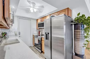 3806 Gulf of Mexico Dr, Longboat Key, FL 34228 - Photo 9