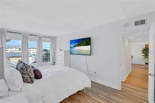 3806 Gulf of Mexico Dr, Longboat Key, FL 34228 - Photo 21