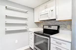 2587 Countryside Blvd, Clearwater, FL 33761 - Photo 7