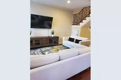 [Address not provided], Tampa, FL 33611 - Photo 9