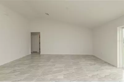 4423 Cremona Drive, Sebring, FL 33872 - Photo 9