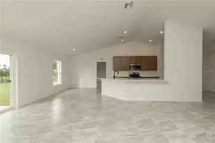 4423 Cremona Dr, Sebring, FL 33872 - Photo 11