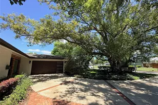 921 N Thistle Ln, Maitland, FL 32751 - Photo 9