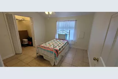 2912 Hawthorne Street, Sarasota, FL 34239 - Photo 17