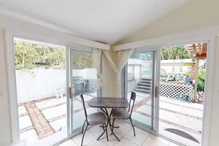 2912 Hawthorne St, Sarasota, FL 34239 - Photo 21