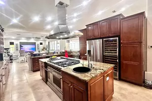9150 Deer Ct, Venice, FL 34293 - Photo 17