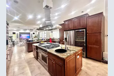 9150 Deer Court, Venice, FL 34293 - Photo 15