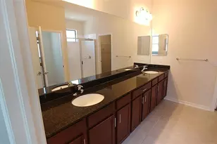 7013 Island Queen Ct, Sarasota, FL 34233 - Photo 7