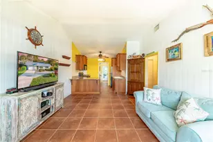 316 Alba St E, Venice, FL 34285 - Photo 3