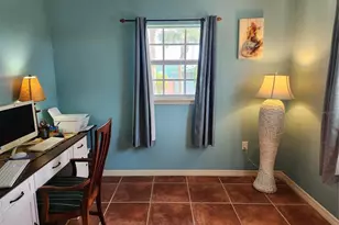 316 Alba St E, Venice, FL 34285 - Photo 5
