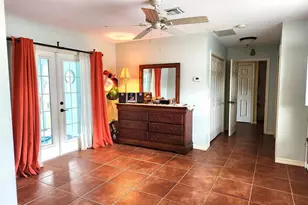 316 Alba St E, Venice, FL 34285 - Photo 13