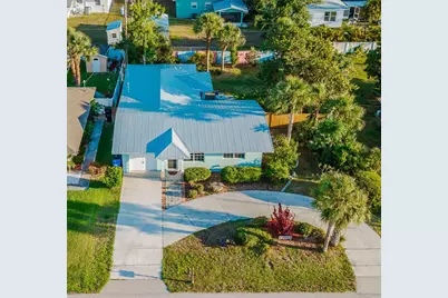 316 Alba Street E, Venice, FL 34285 - Photo 1