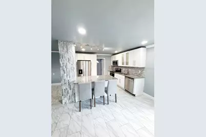 3427 16th Avenue S, Saint Petersburg, FL 33711 - Photo 5