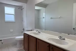 345 Beacon Pointe Dr, Ocoee, FL 34761 - Photo 41