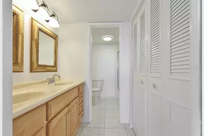 5980 Shore Boulevard S #907, Gulfport, FL 33707 - Photo 15