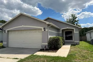8824 Valencia Oaks Ct, Orlando, FL 32825 - Photo 3