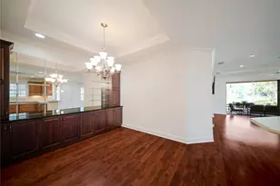 5811 Cavano Dr, Sarasota, FL 34231 - Photo 17