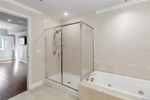 100 S Eola Dr, Orlando, FL 32801 - Photo 21