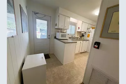 111 Chestnut Street, Leesburg, FL 34748 - Photo 5