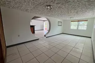 845 NW 130th St, North Miami, FL 33168 - Photo 15