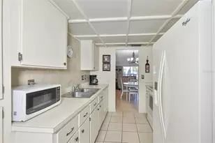 8703 Bardmoor Blvd, Seminole, FL 33777 - Photo 5