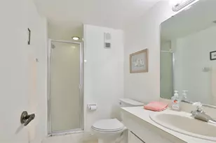 8703 Bardmoor Blvd, Seminole, FL 33777 - Photo 15