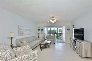 8703 Bardmoor Blvd, Seminole, FL 33777 - Photo 11