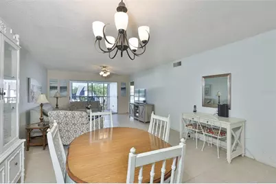 8703 Bardmoor Boulevard #303, Seminole, FL 33777 - Photo 9