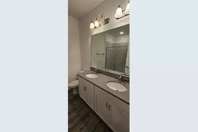 4012 Via Sienna Circle, Sarasota, FL 34243 - Photo 15