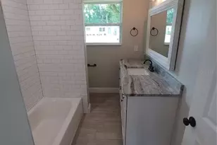 4027 Condor Ln, Sarasota, FL 34232 - Photo 11