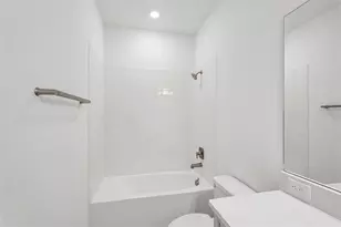 8125 Fairchild Ave, Bradenton, FL 34210 - Photo 23