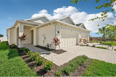 8125 Fairchild Avenue, Bradenton, FL 34210 - Photo 1